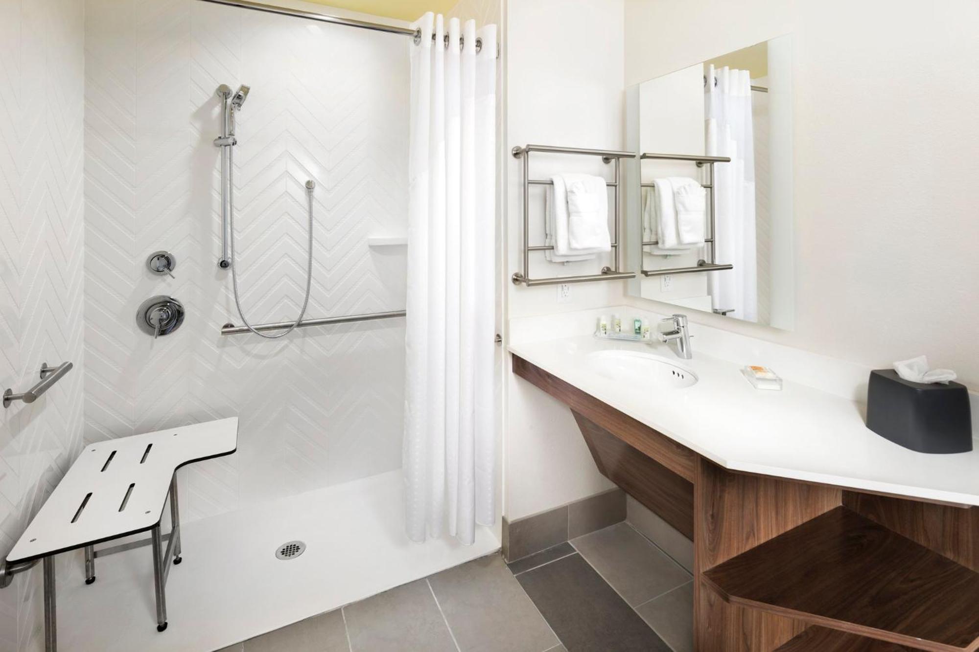 Holiday Inn & Suites Arden - Asheville Airport By Ihg Экстерьер фото