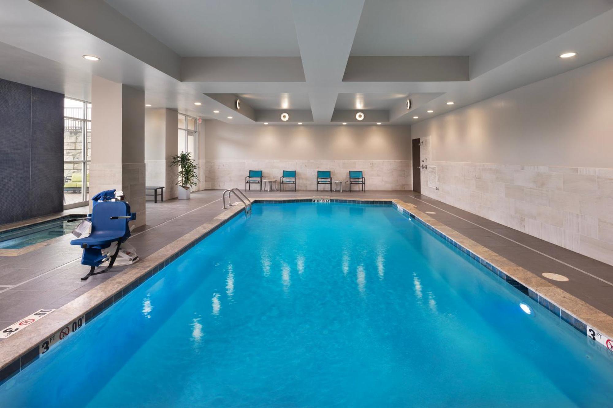 Holiday Inn & Suites Arden - Asheville Airport By Ihg Экстерьер фото